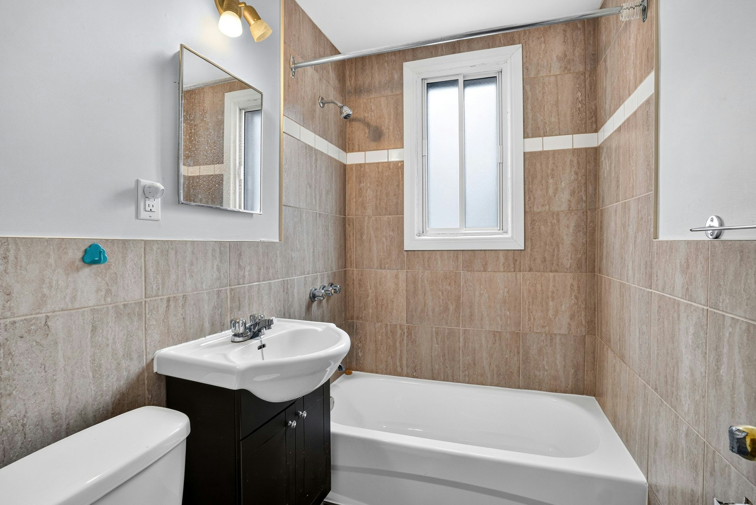 APT 11-4455 Avenue Dupuis, Montréal, QC, H3T 1E7 - 5