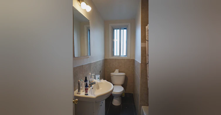 APT 16-4455 Avenue Dupuis, Montréal, QC, H3T 1E7 - 4