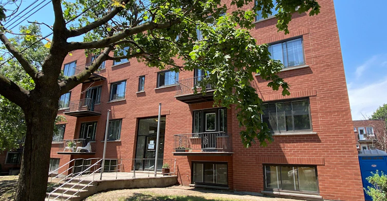 APT 16-4455 Avenue Dupuis, Montréal, QC, H3T 1E7 - 5