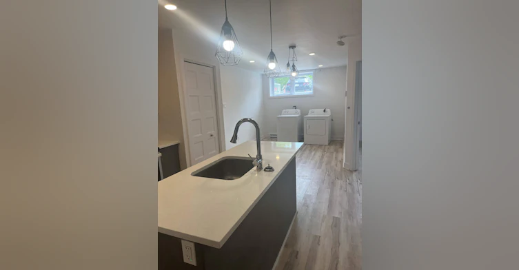 102-11140 Rue Dorchester, Montréal-Est, QC, H1B 1Z5 - 4