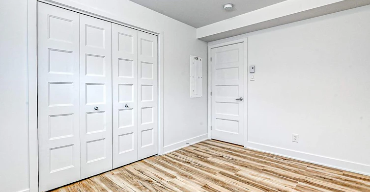 402-11140 Rue Dorchester, Montréal-Est, QC, H1B 1Z5 - 5