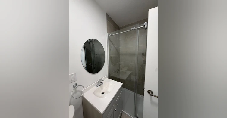 502-5330 Pie Ix Boulevard, Montréal, QC, H1X 2B7 - 5