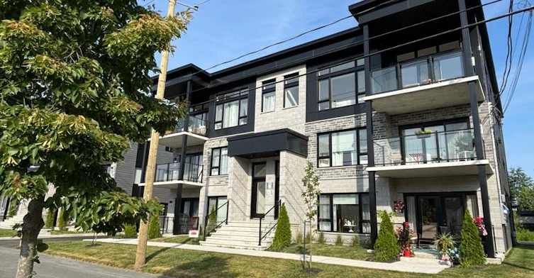 891-885 Avenue Du Vigneron, Drummondville, QC, J2B 0T5