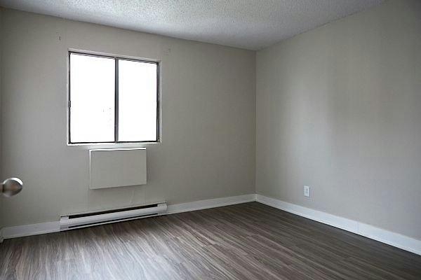 1620-101 Place Charles Le Moyne, Longueuil, QC, J4K 2T3 - 2