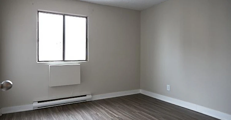 1818-101 Place Charles Le Moyne, Longueuil, QC, J4K 2T3 - 4