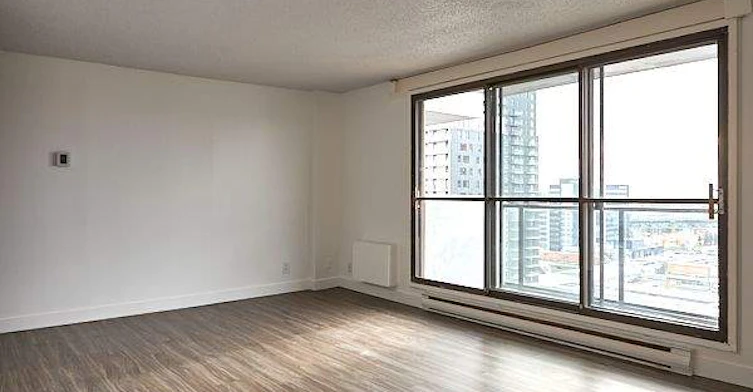 1004-99 Place Charles Le Moyne, Longueuil, QC, J4K 2T2 - 4