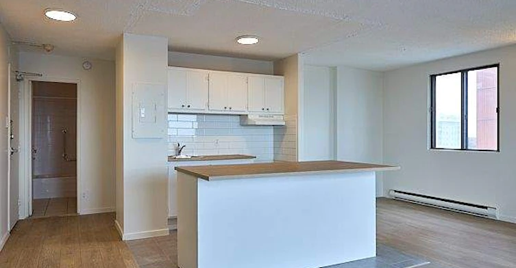 2401-99 Place Charles Le Moyne, Longueuil, QC, J4K 2T2
