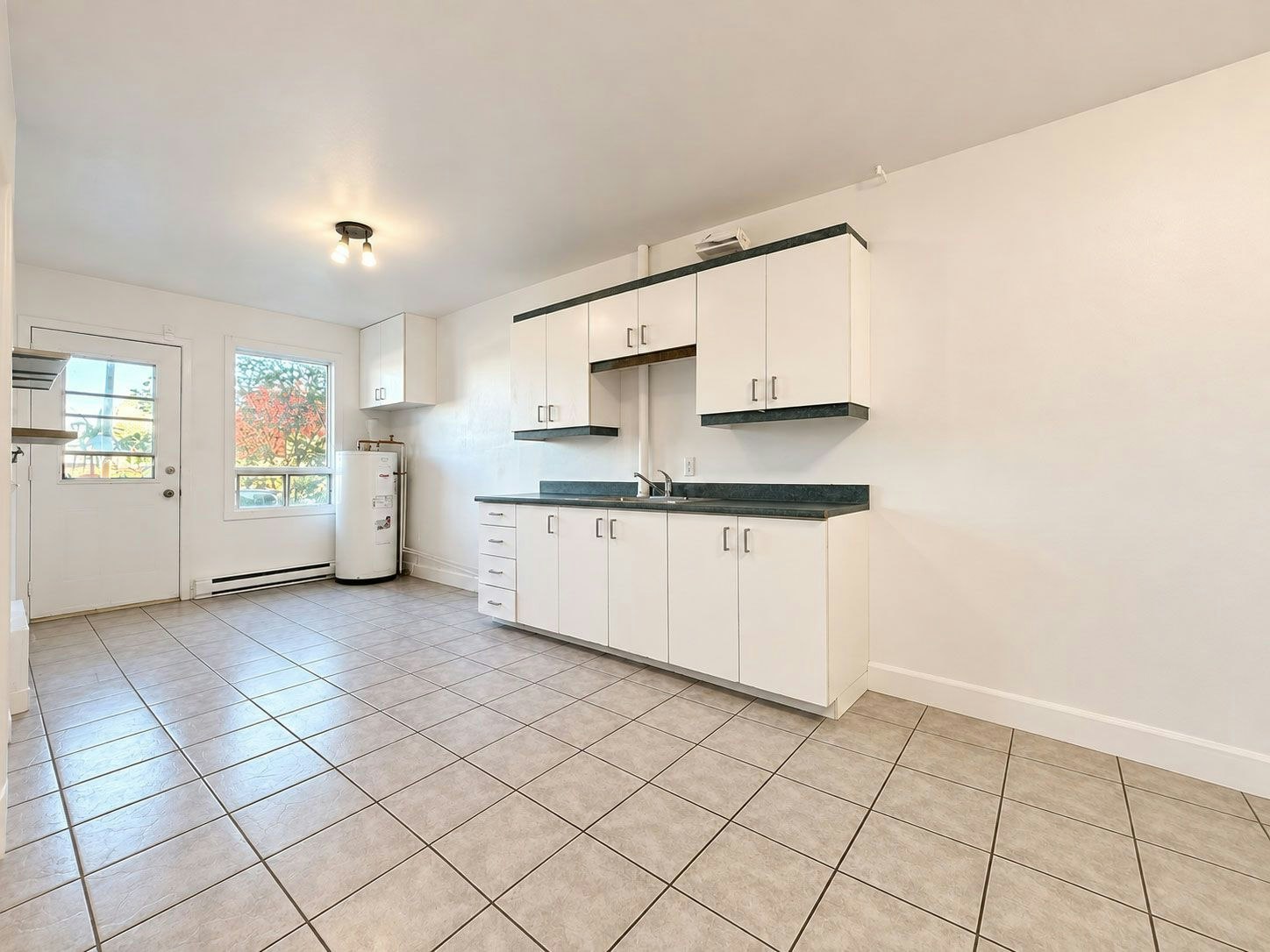 7971A-7971 A 15e Avenue, Montréal, QC, H1Z 3N5 - 2