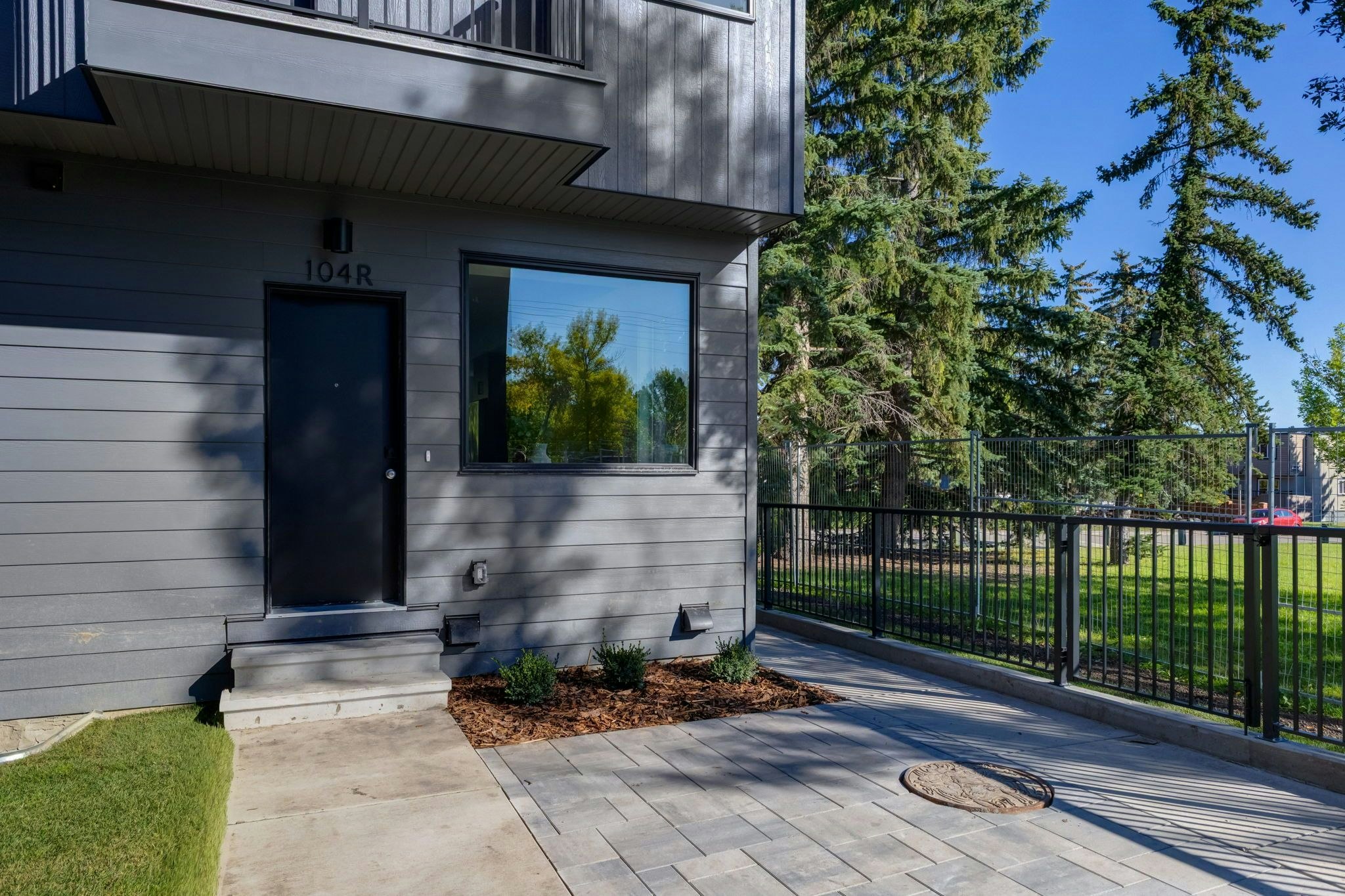 104R-3739 Glenbrook Drive Southwest, Calgary, AB, T3E 4L8 - 2