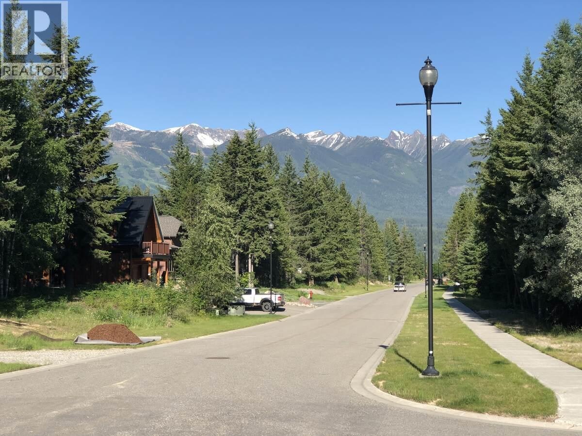 1398 Pine Drive, Golden, BC, V0A 1H1
