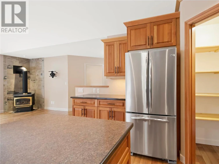 8-8253 97a Highway, Mara, BC, V0E 2K0 - 30