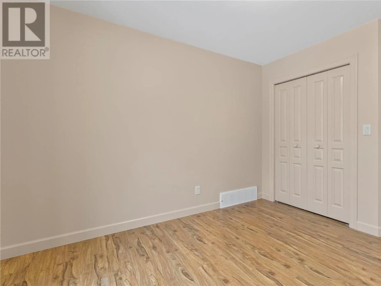 8-8253 97a Highway, Mara, BC, V0E 2K0 - 53