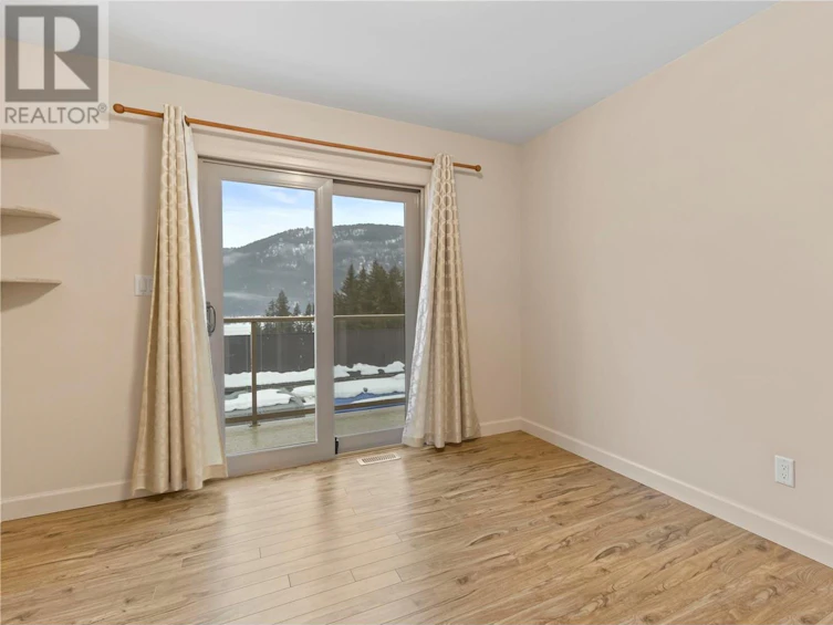8-8253 97a Highway, Mara, BC, V0E 2K0 - 56