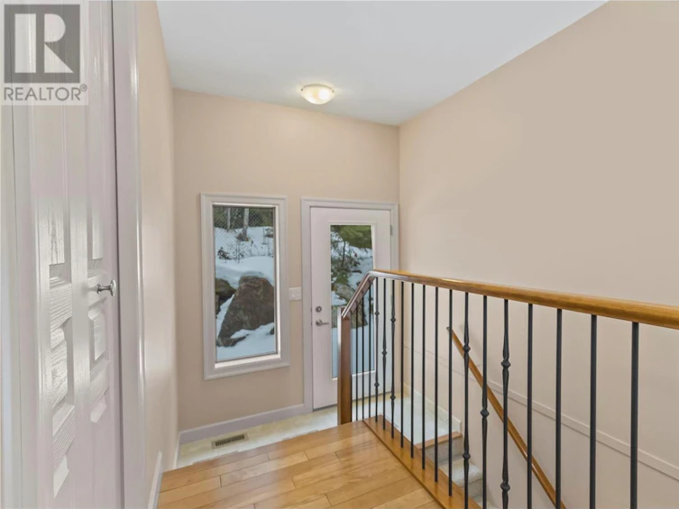 8-8253 97a Highway, Mara, BC, V0E 2K0 - 57