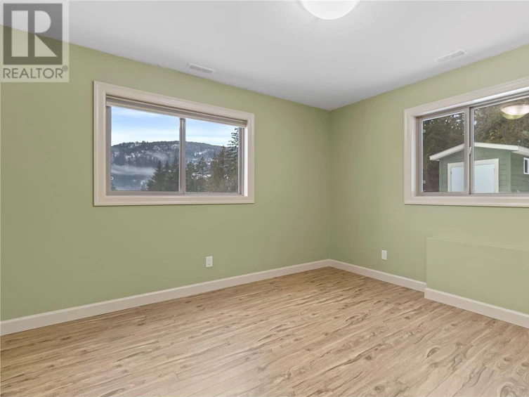 8-8253 97a Highway, Mara, BC, V0E 2K0 - 64