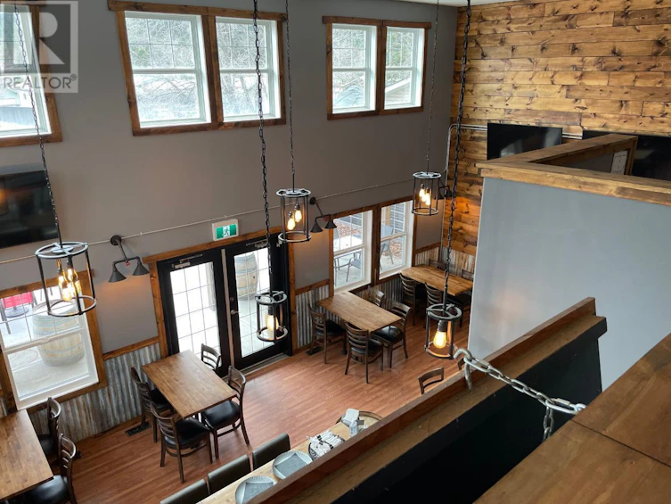 607 Eighth Avenue, Midway, BC, V0H 1M0 - 30