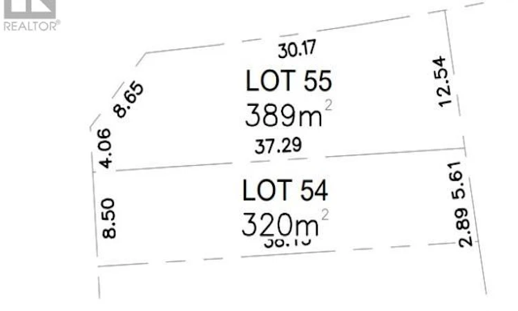 2705 Edgewater Crescent