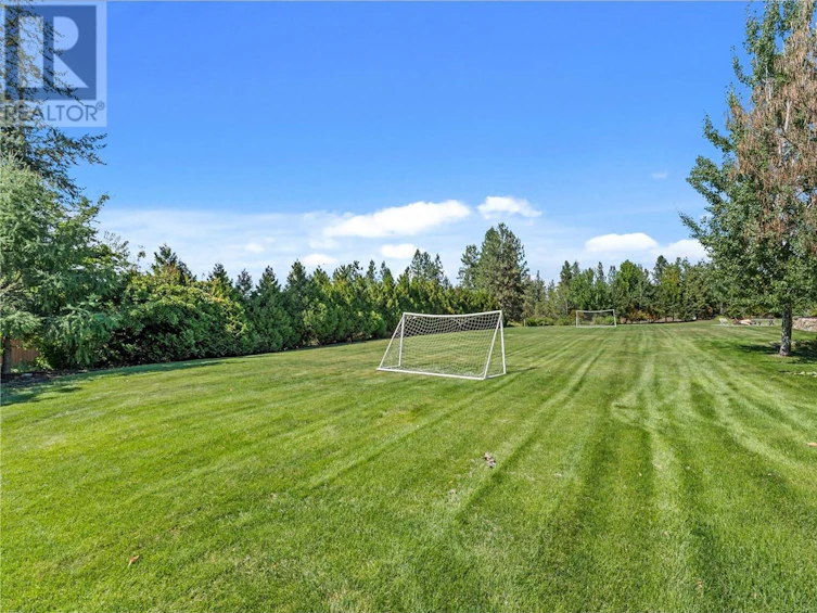 4079 June Springs Road, Kelowna, BC, V1W 4E2 - 16