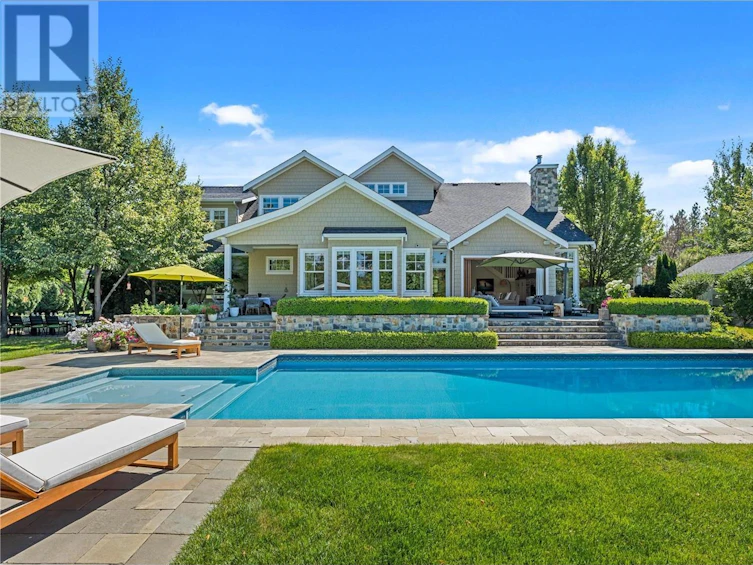 4079 June Springs Road, Kelowna, BC, V1W 4E2 - 2