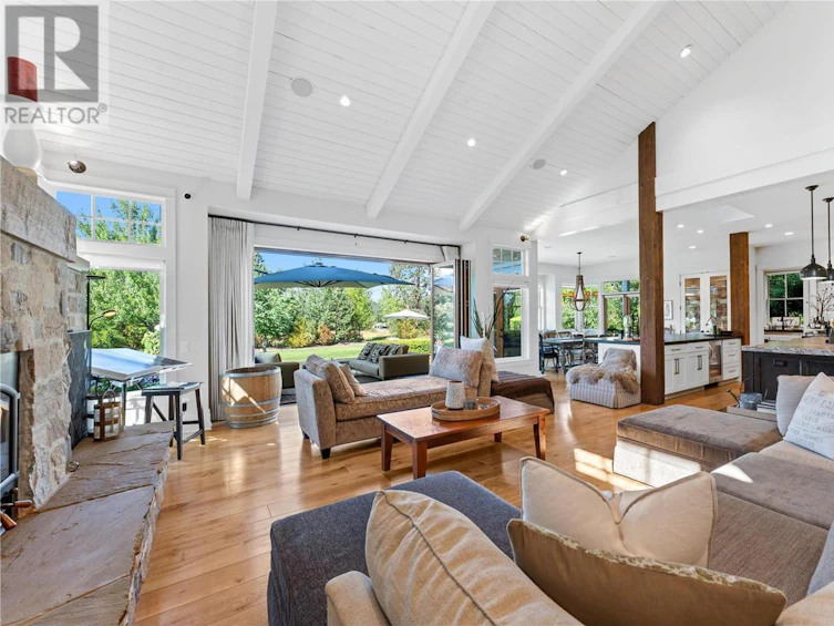 4079 June Springs Road, Kelowna, BC, V1W 4E2 - 40