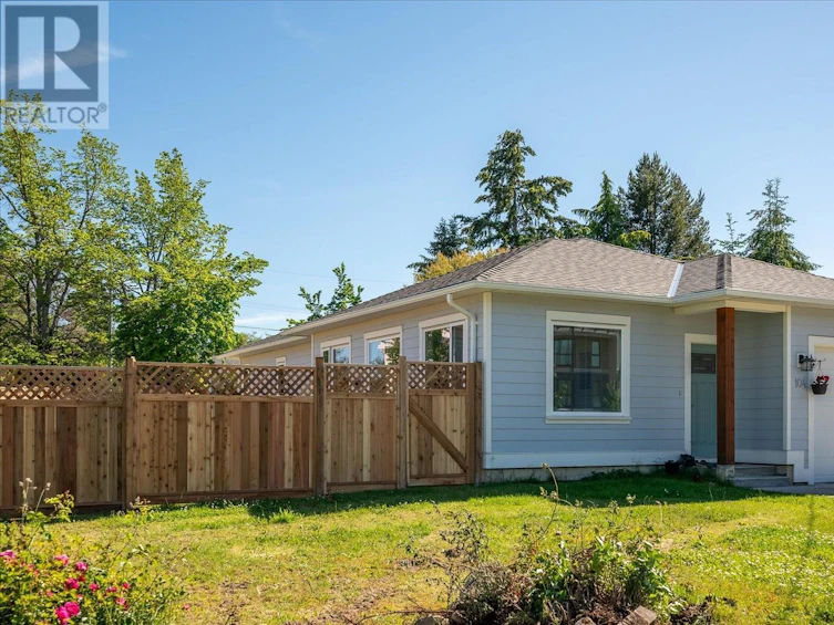 104 Lee Avenue, Parksville, BC, V9P 1L9