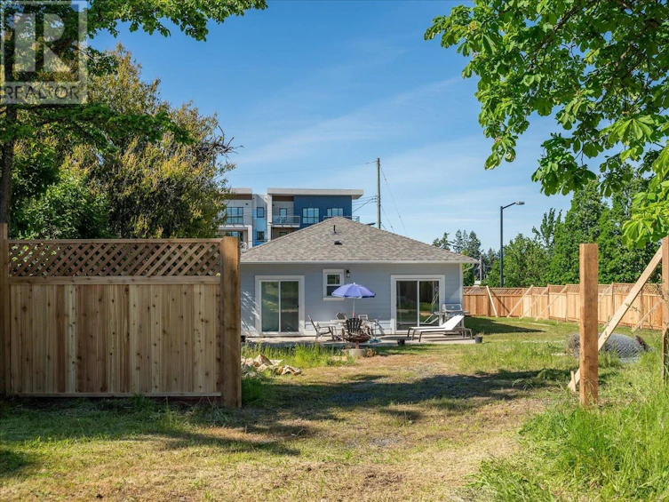 104 Lee Avenue, Parksville, BC, V9P 1L9 - 32