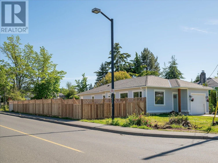 104 Lee Avenue, Parksville, BC, V9P 1L9 - 34