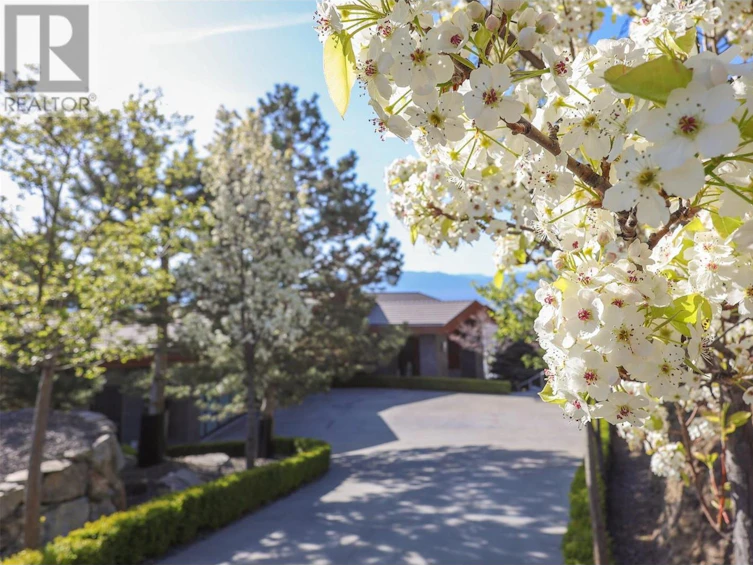 733 Forestridge Lane, Kelowna, BC, V6E 0C5 - 7