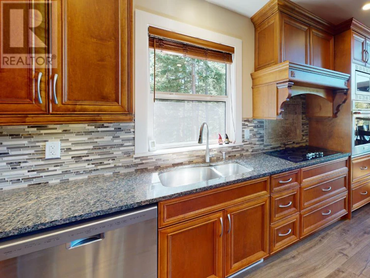 50 Ross Street, Pemberton, BC, V0K 1P0 - 5