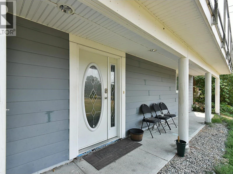 5724 Nickerson Road, Sechelt BC