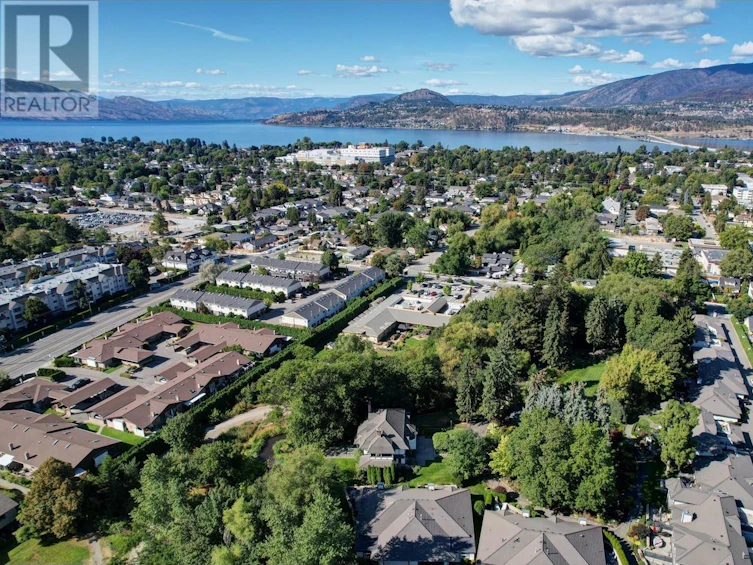 1988 Bowes Street, Kelowna, BC, V1Y 3C3 - 3