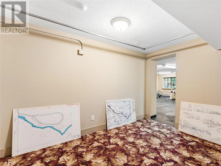 1988 Bowes Street, Kelowna, BC, V1Y 3C3 - 49