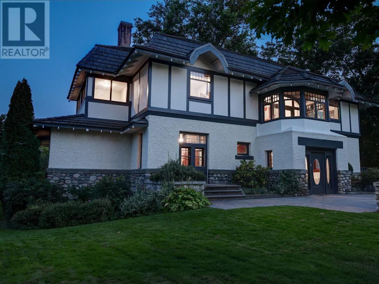 1988 Bowes Street, Kelowna, BC, V1Y 3C3 - 5