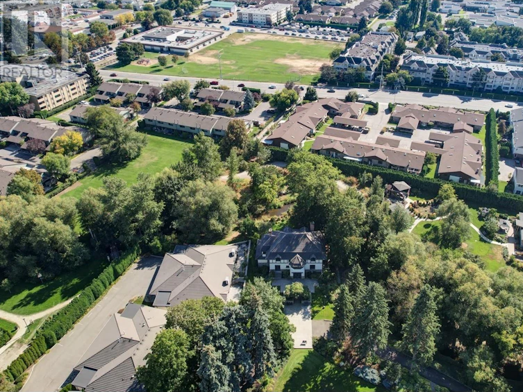 1988 Bowes Street, Kelowna, BC, V1Y 3C3 - 51
