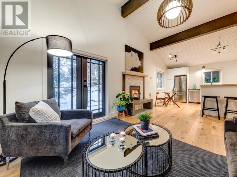 3273 Arbutus Drive, Whistler, BC, V8E 0B8 - 3