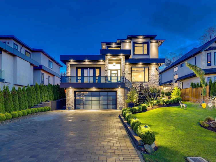 16652 31b Avenue, Surrey, BC, V3Z 0P9