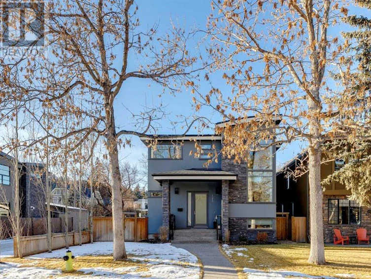 139 35 Street Northwest, Calgary, AB, T2N 2Z2