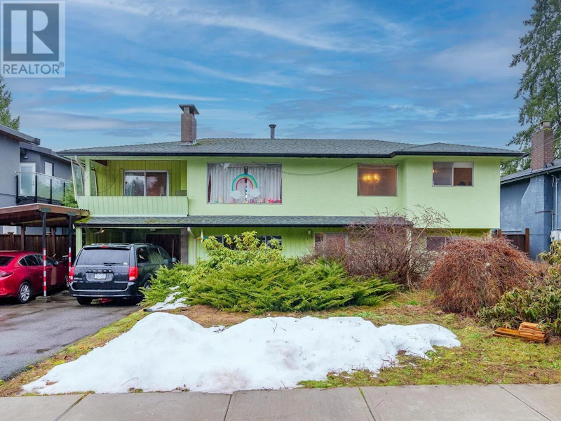 718 Wilmot Street, Coquitlam BC V3J 6P4