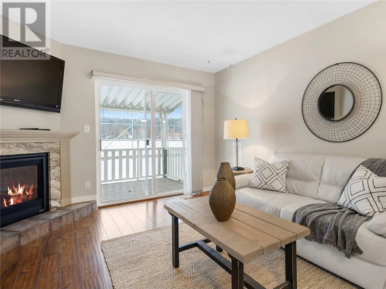 111-900 Southwest 5 Avenue, Salmon Arm, BC, V1E 1L2