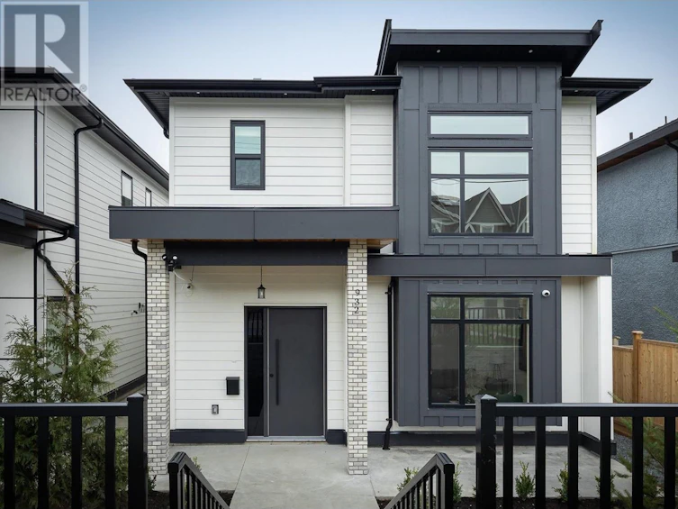 932 Walls Avenue, Coquitlam, BC, V3K 2T3