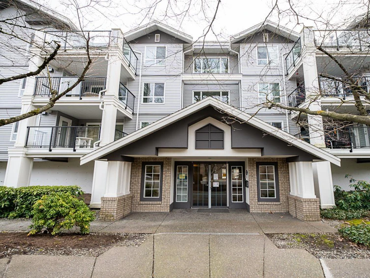 104-20976 56, Langley, BC, V3A 7Z2