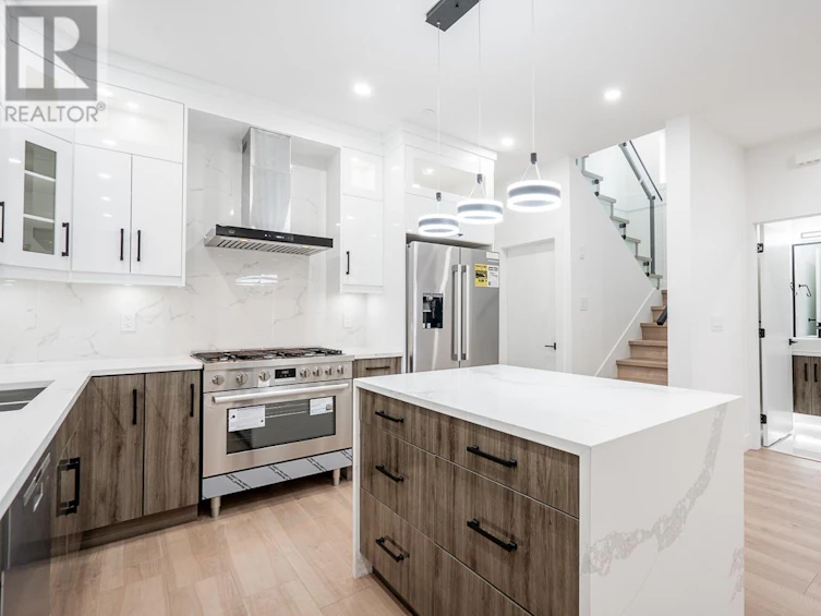 1-3344 Adanac Street, Vancouver, BC, V5K 2P3 - 12
