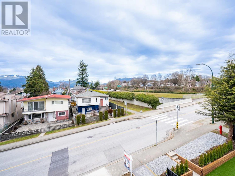 1-3344 Adanac Street, Vancouver, BC, V5K 2P3 - 28