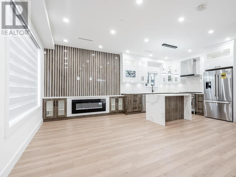 1-3344 Adanac Street, Vancouver, BC, V5K 2P3 - 4