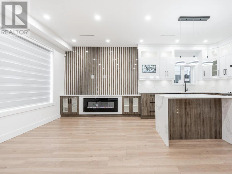 1-3344 Adanac Street, Vancouver, BC, V5K 2P3 - 5