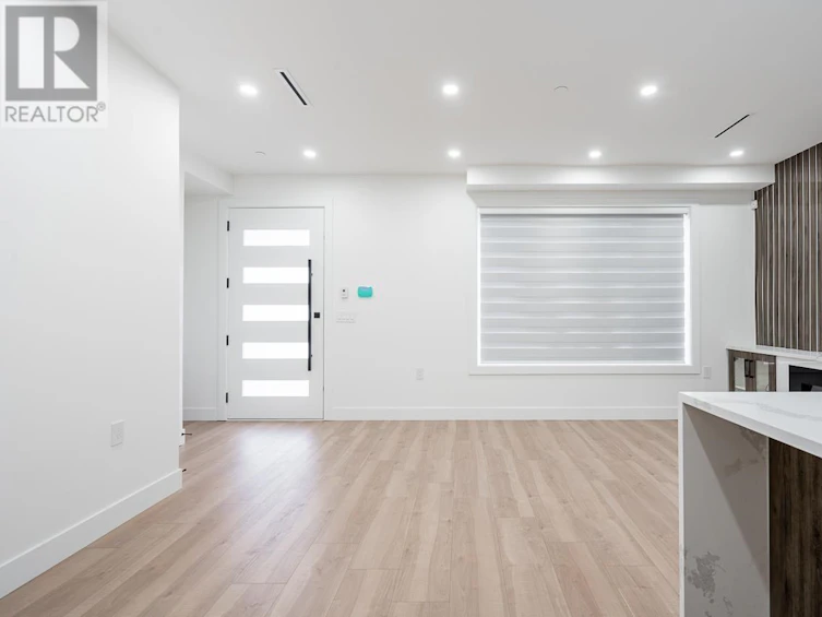 1-3344 Adanac Street, Vancouver, BC, V5K 2P3 - 6