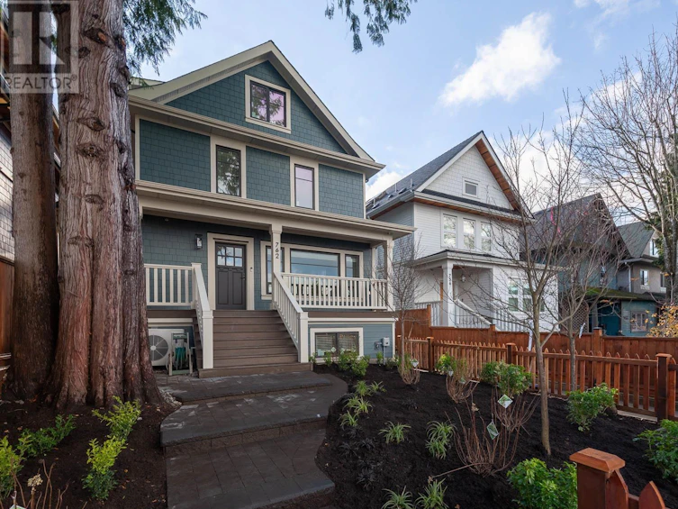 762 East 14th Avenue, Vancouver, BC, V5T 2N4