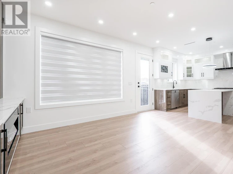 2-3344 Adanac Street, Vancouver, BC, V5K 2P3 - 5