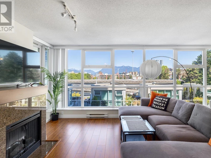 401 - 125 Milross Avenue, Vancouver BC V6A 0A1
