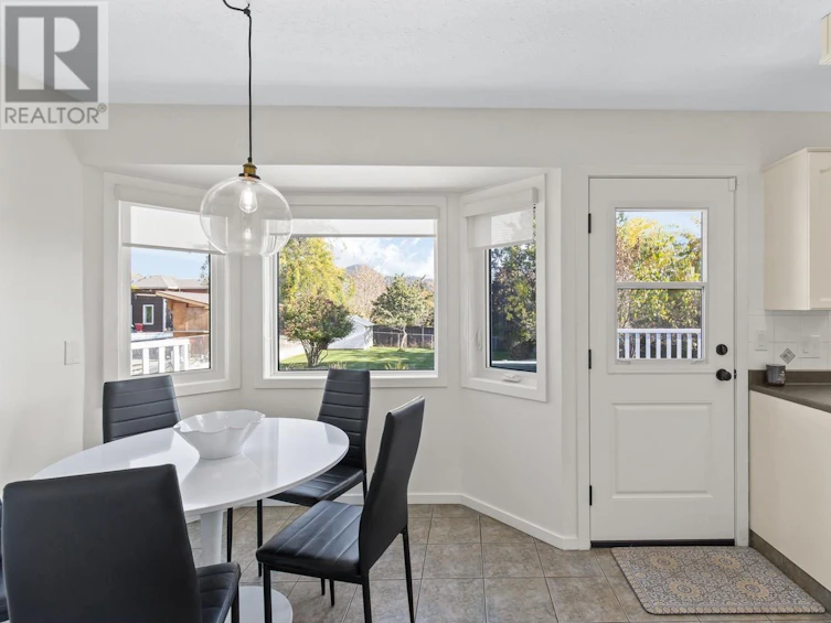 1105 Kelview Street, Kelowna, BC, V1Y 3N9 - 15